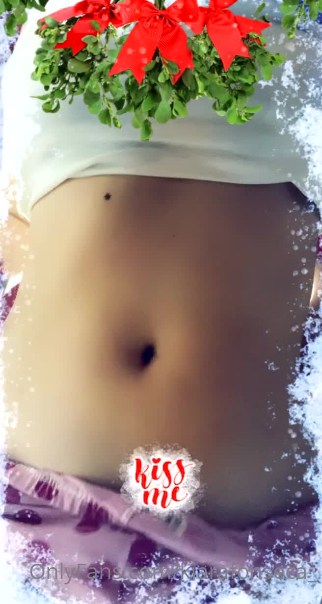 【自整理】戴上乳头链子的小母狗，扒开肥屁股一看，里面是白虎一线天，大肉棒已经饥渴难耐了！【222V】 (26)