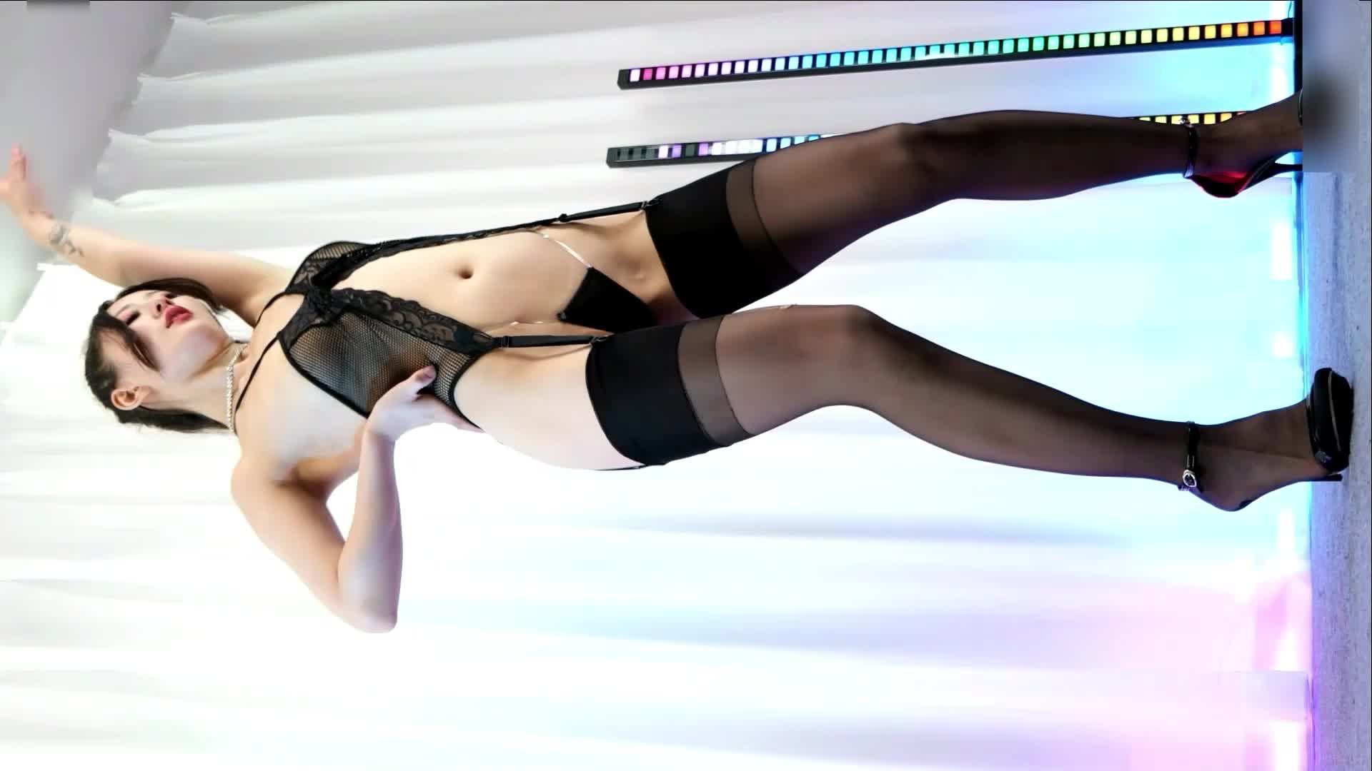 ks—GEGE热舞破解  透视漏点  多角度剪辑【15V】 (51)