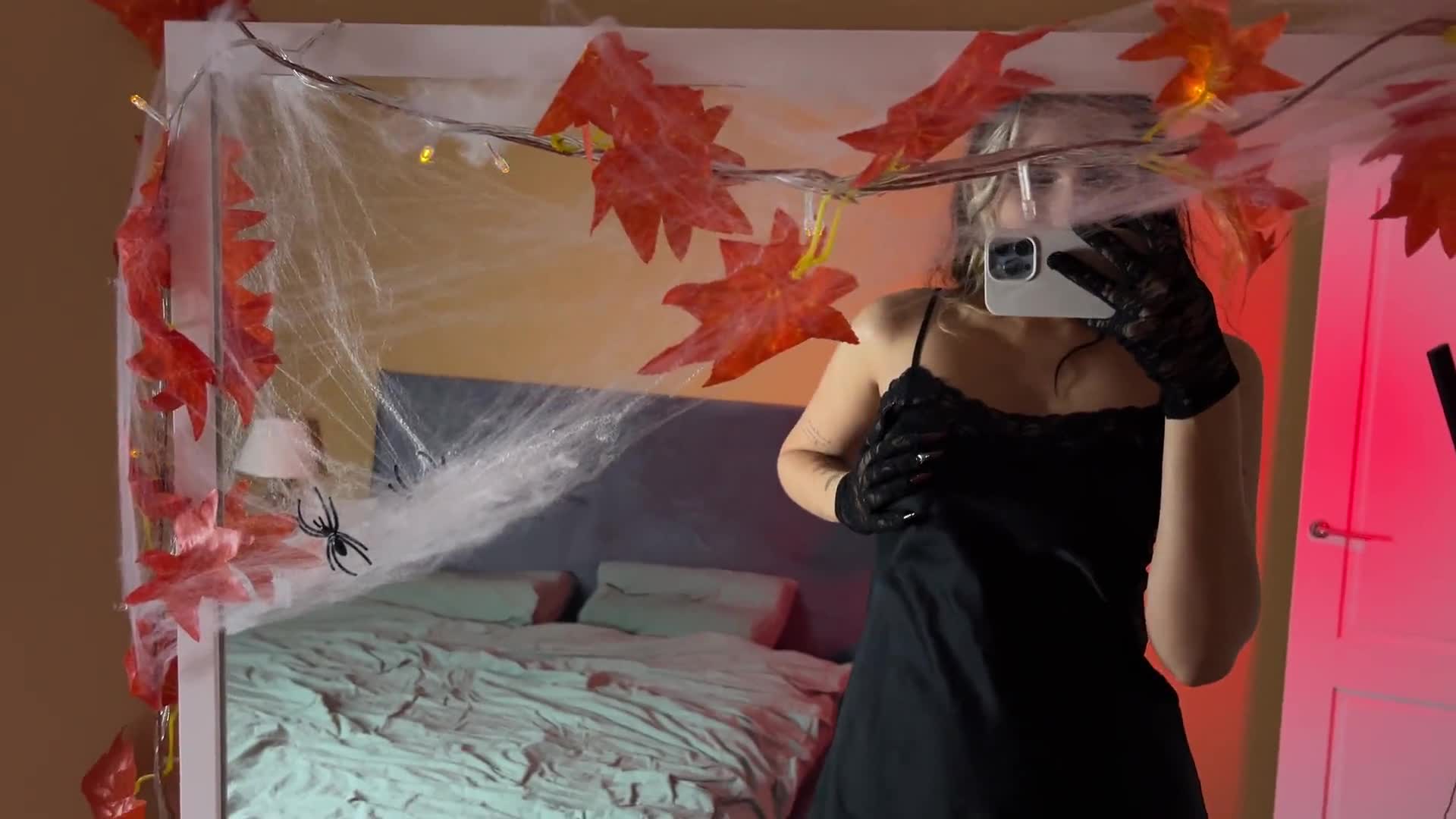 他妈的一个热婊子之前去一个聚会在纪念万圣节 (6540258a03f77)