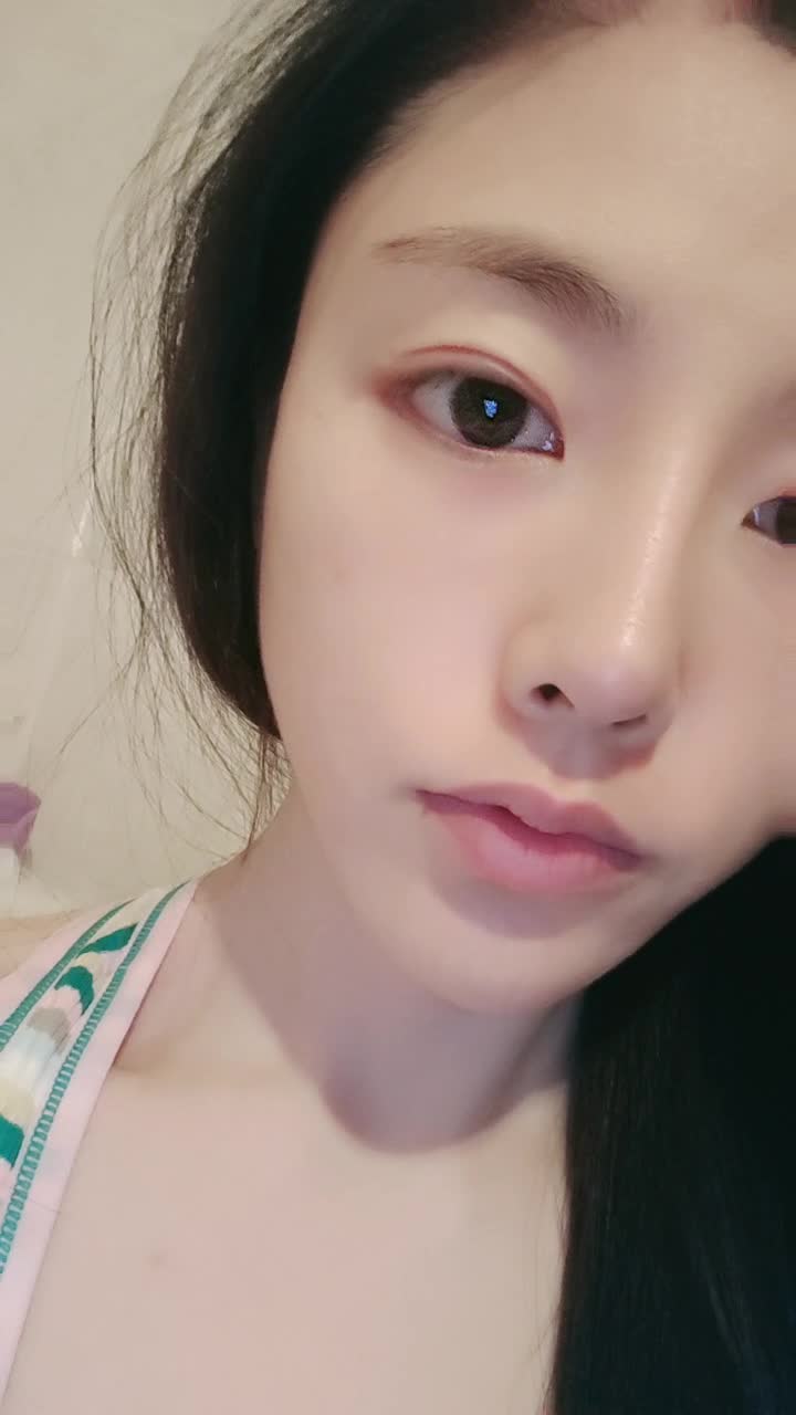 完美御姐~复出【熙颜】转绿播~清纯白丝【16V】 (16)