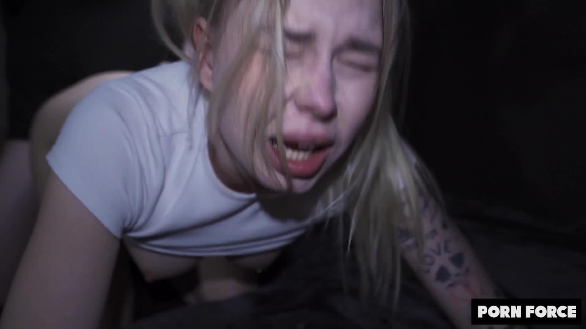 EXTREME SQUIRT - Getting USED Like A Toy By 2 Guys Makes Her Squirt Like A Fountain ´´ (ph631db032cf59b)