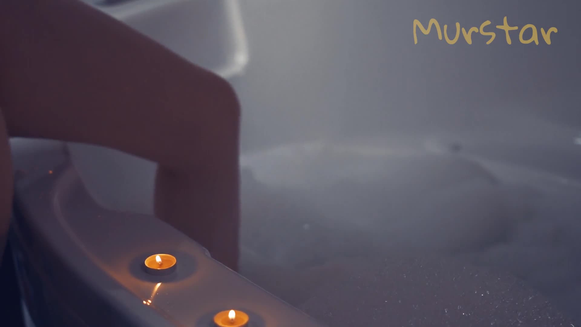 色情-视频：一个在浴室｜｜ 墨星 (ph5e64c55372488)