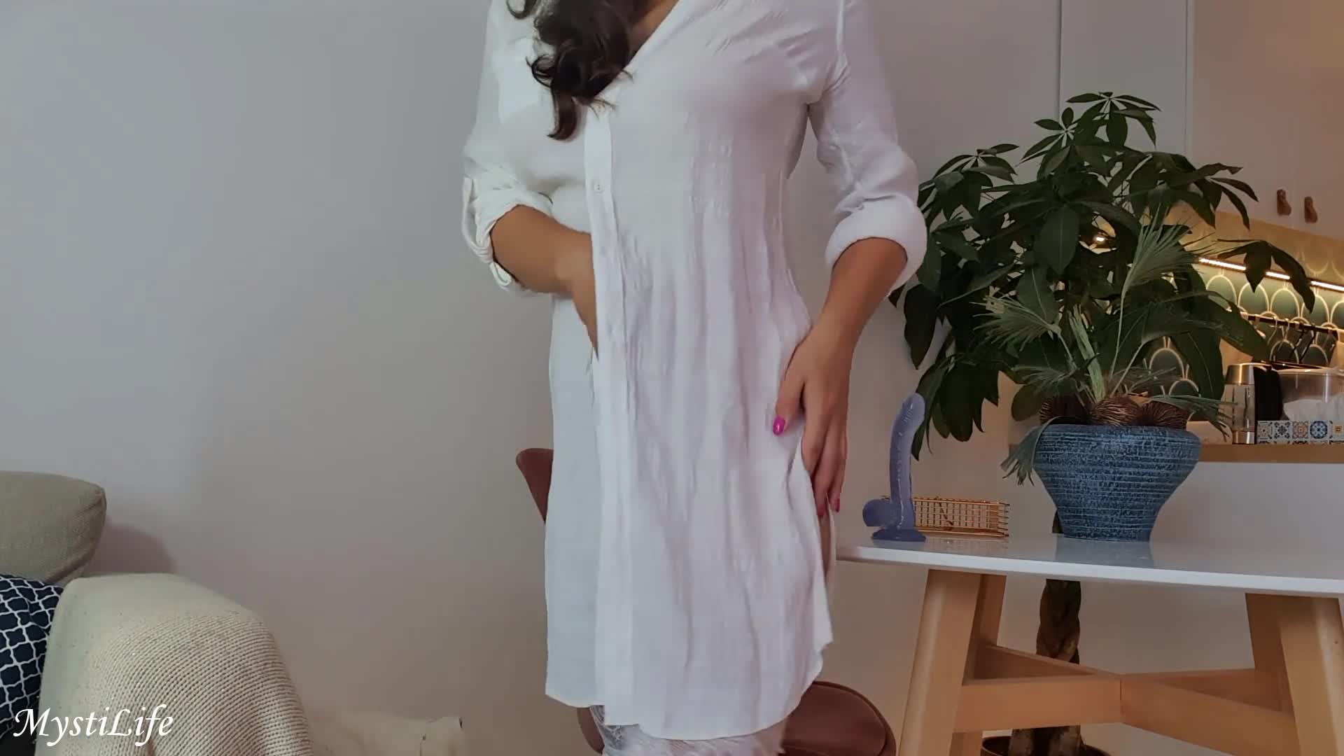 Fuck me over the table - Mysti Life (ph611fd6b1721e1)