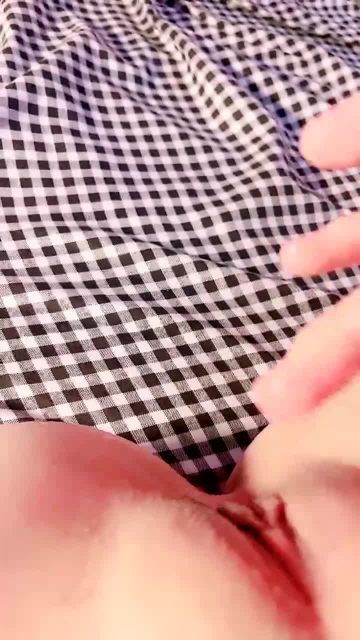 大一呆萌学妹20231116_232136