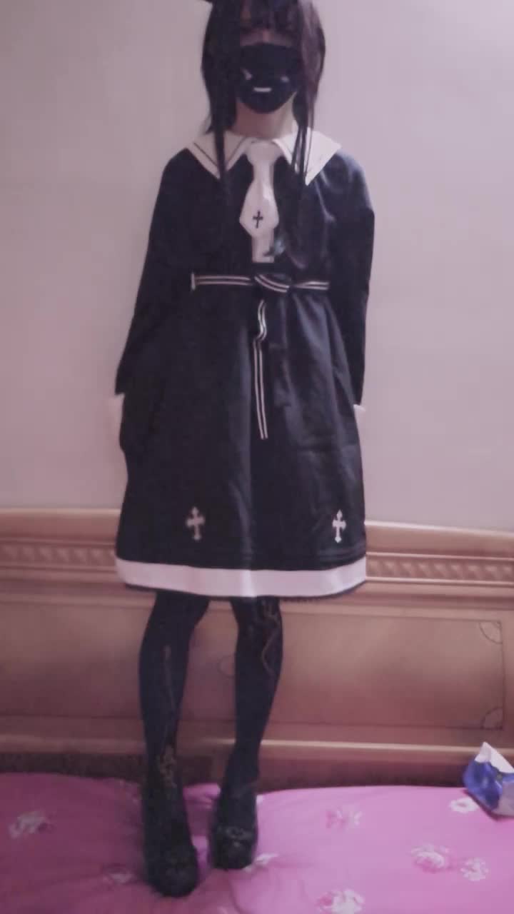 国产伪娘曦曦户外COS露出自拍【61V】 (13)