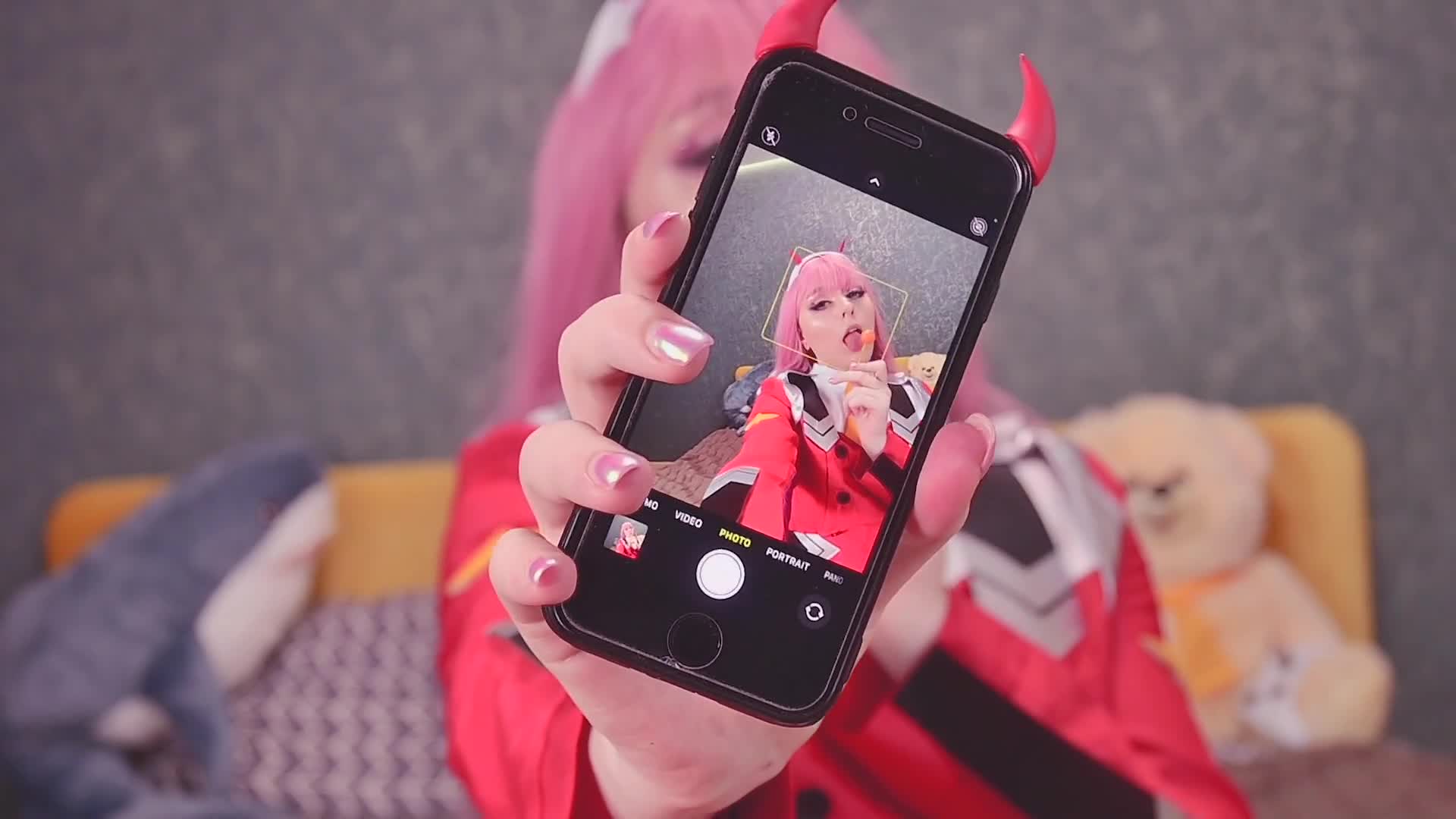 Darling in the ASS： Young slut Zero Two makes Darling fuck her holes and cum on feet - Spooky Boogie