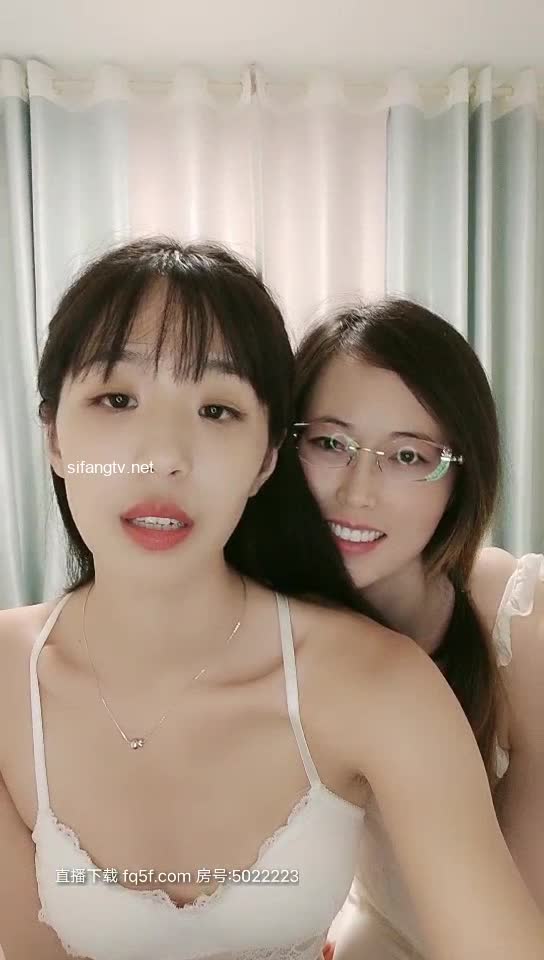 双女百合互舔【修女白】 双飞女主 口交后入啪啪无套内射【27V】 (18)