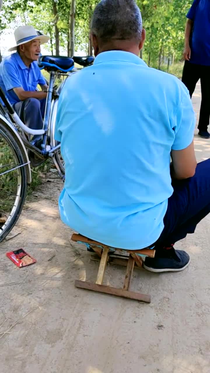 户外野战 跳蛋调戏大爷【野外小母猫】~裸奔啪啪~沟搭男技师 【40v】 (45)