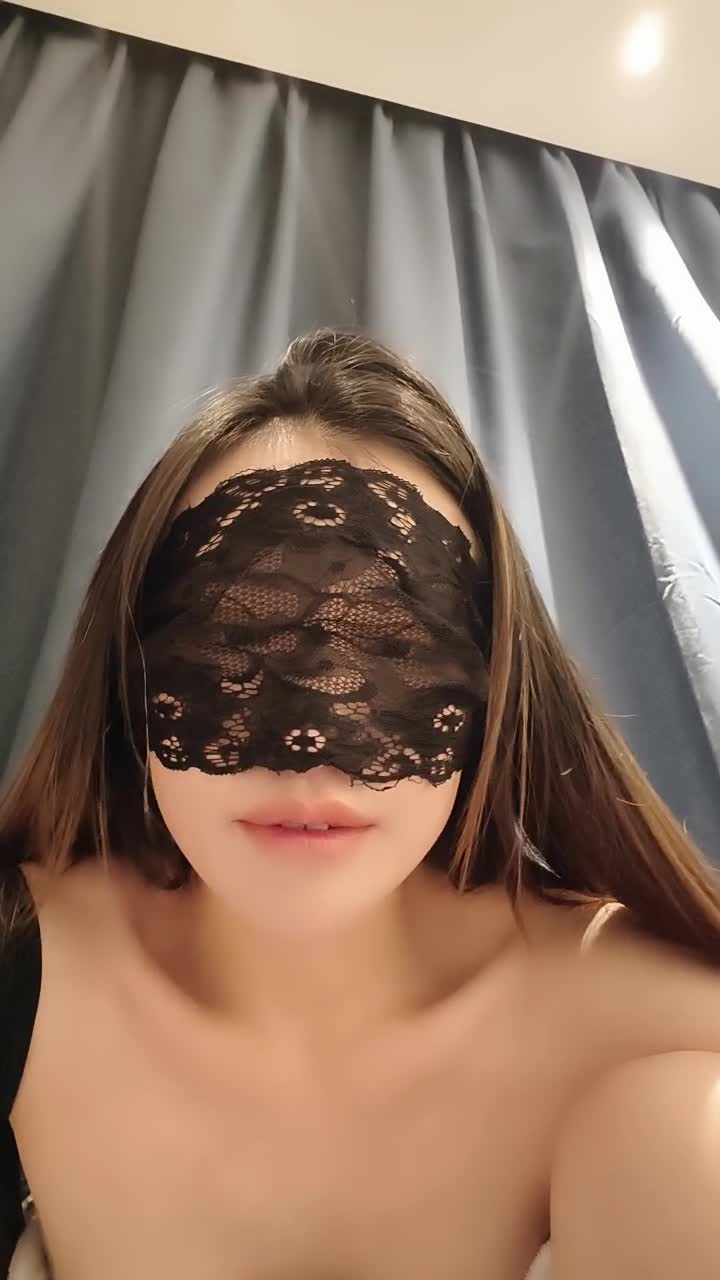 【丸子甜甜酱】酒店多人运动搞出白浆12月23-1月6【20V】 (20)