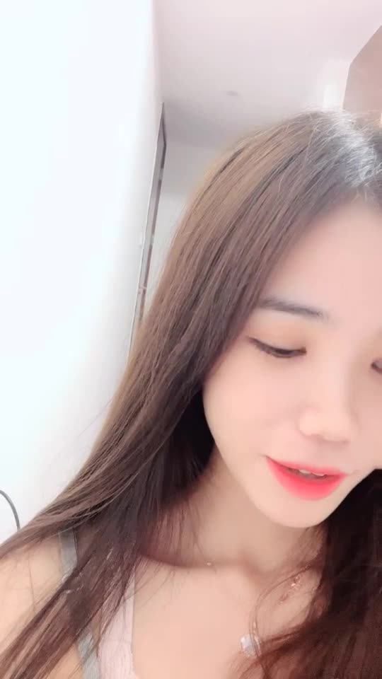 闷骚女神【芝士酱香饼】长腿黑丝高跟~荷尔蒙直升~爽到爆炸【22V】 (18)