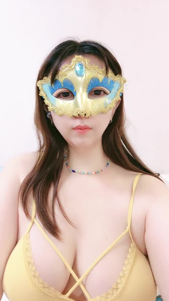 自录无水~重坦大奶【波多野姐姐】妩媚妖娆~揉胸自慰特写【20V】 (17)