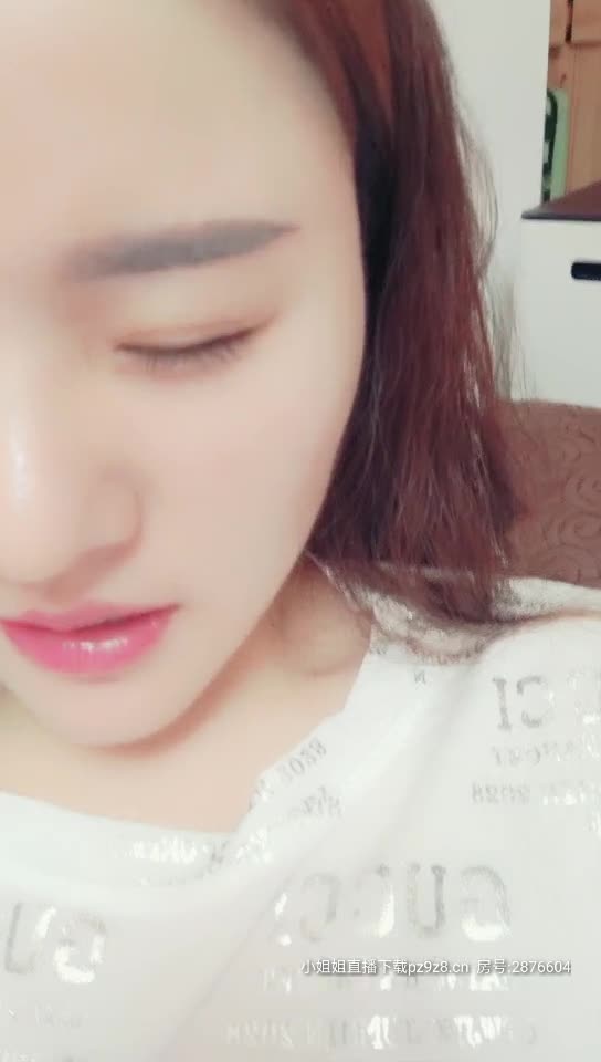 户外跳蛋【佛系少女琪宝】极品美女户外跳蛋喷水~在家大秀【39V】 (10)