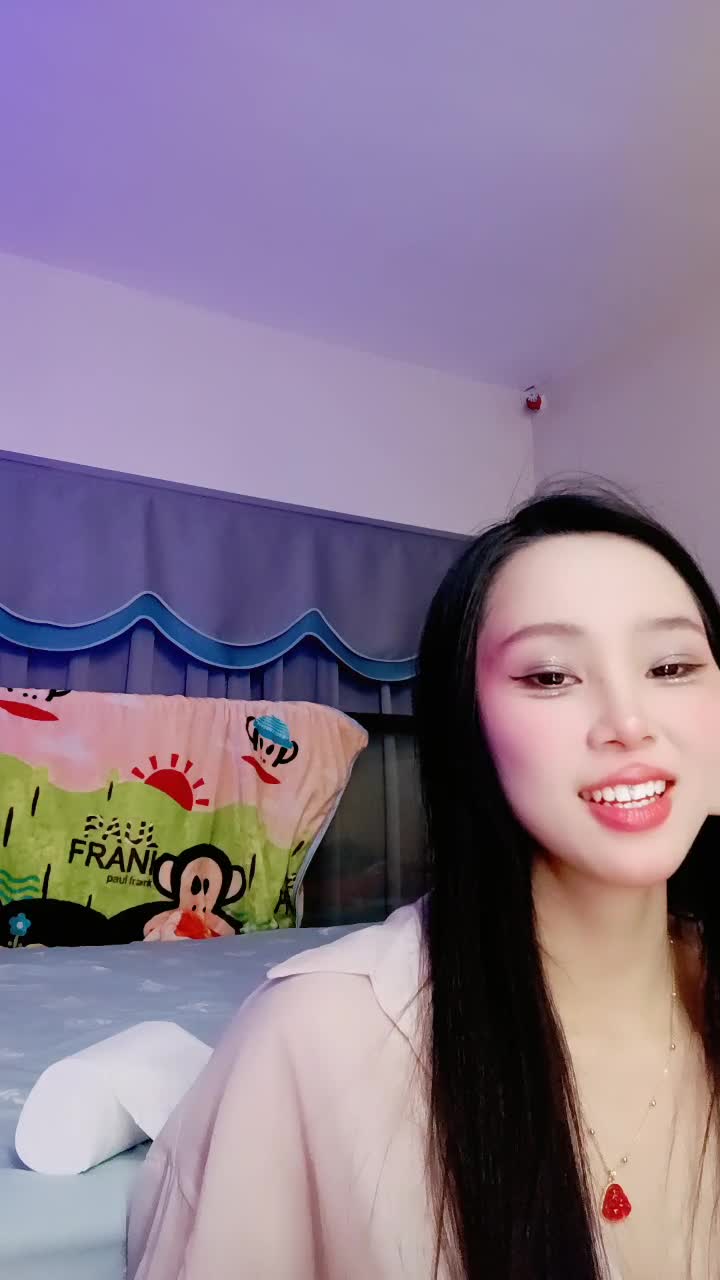 饥渴大奶孕妇【丰满大莉子】饥渴欲女~翘臀狂坐疯狂扭动~自慰超诱惑【11V】 (11)