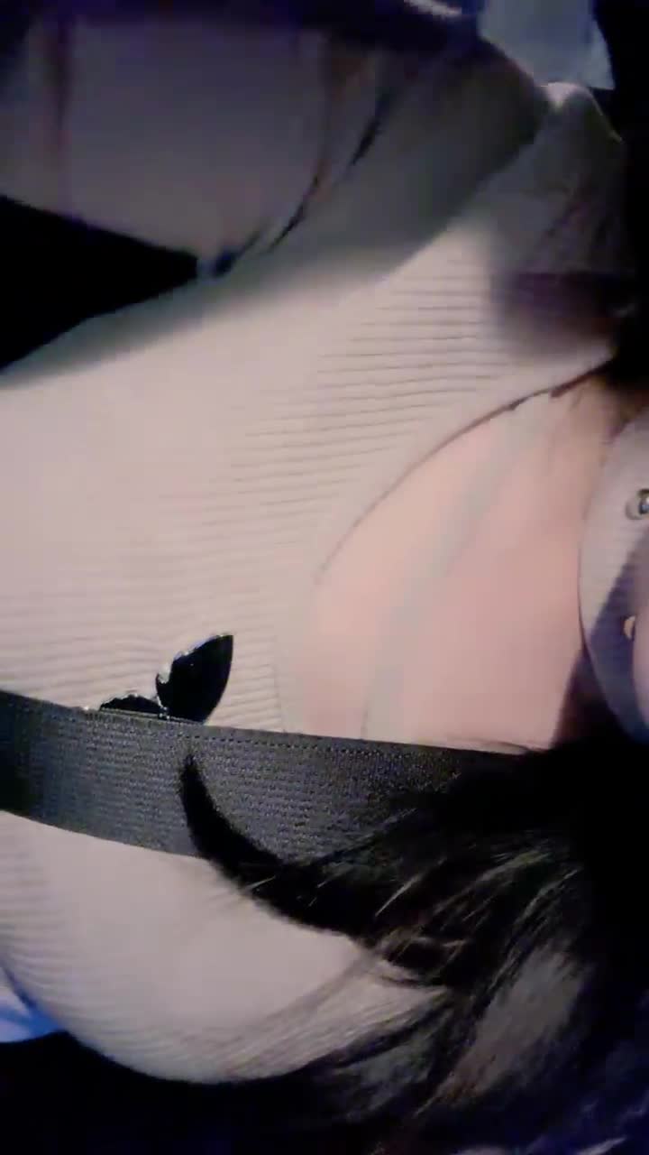 奶子漂亮的骚御姐秀【七七吃不饱】扣穴自慰【29v】 (27)