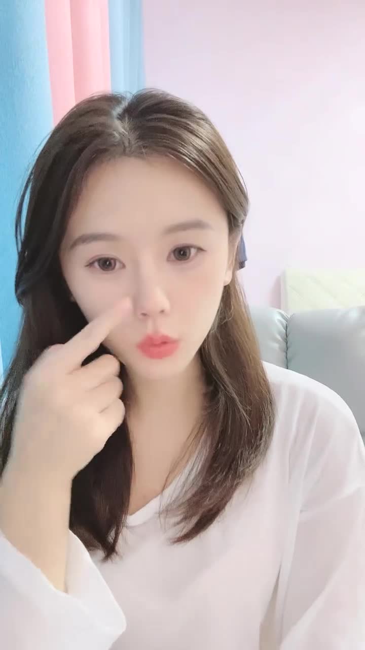 超美反差萌女神！【最幸运的幸运】部分密码房 通话中~跳蛋塞逼道具抽插~狂震疯狂喷水流浆!【40v】 (41)