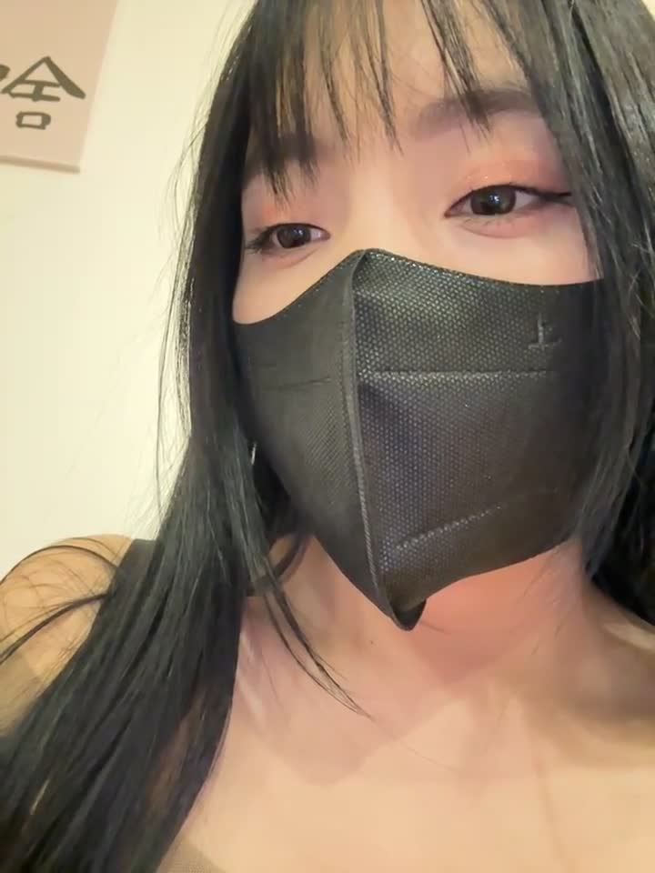 12月最新！咖啡店露出 跳弹自慰【Asia-Lynn】女神露脸男厕自慰 爽的喷水差点叫出来【31v】 (30)