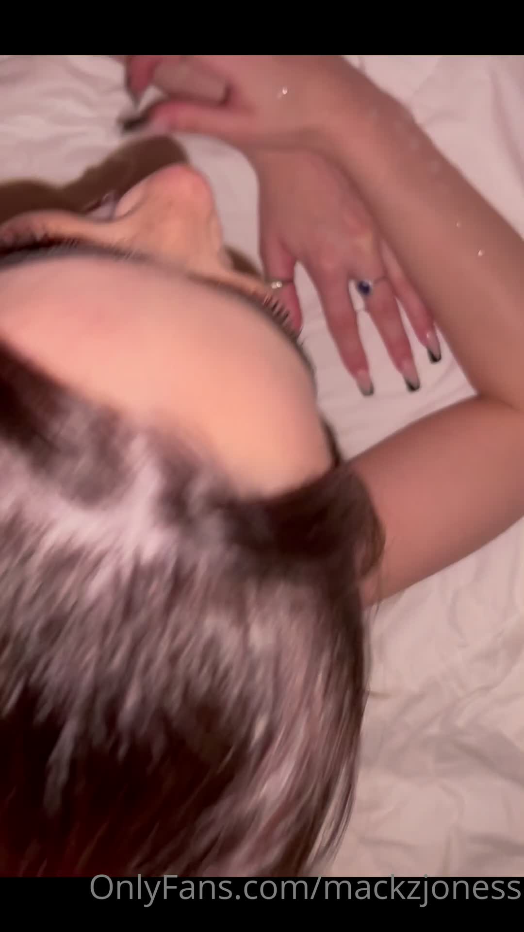 Mackenzie Jones身材火辣的雀斑大洋马onlyfans流出性爱视图合集【132v】 (32)