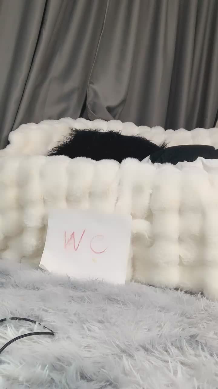 真正的美乳女神【小玉】人美气质高~尤物~性感热舞~太美了【19V】 (18)