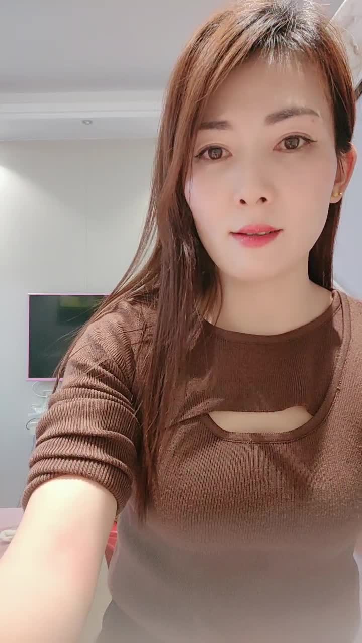 自录无水印【水晶灯】P5 高颜值少妇展示她的内衣12月17-29【17V】 (12)