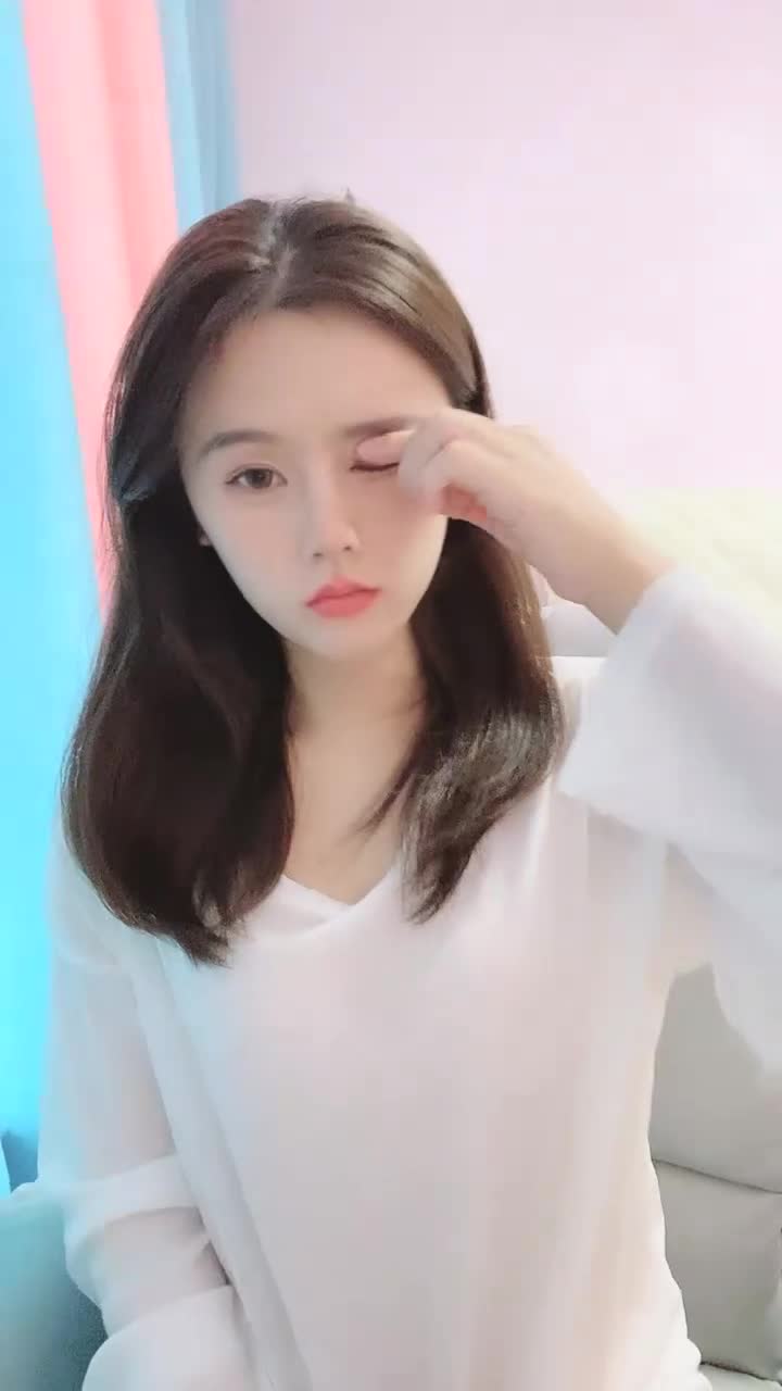 超美反差萌女神！【最幸运的幸运】部分密码房 通话中~跳蛋塞逼道具抽插~狂震疯狂喷水流浆!【40v】 (40)