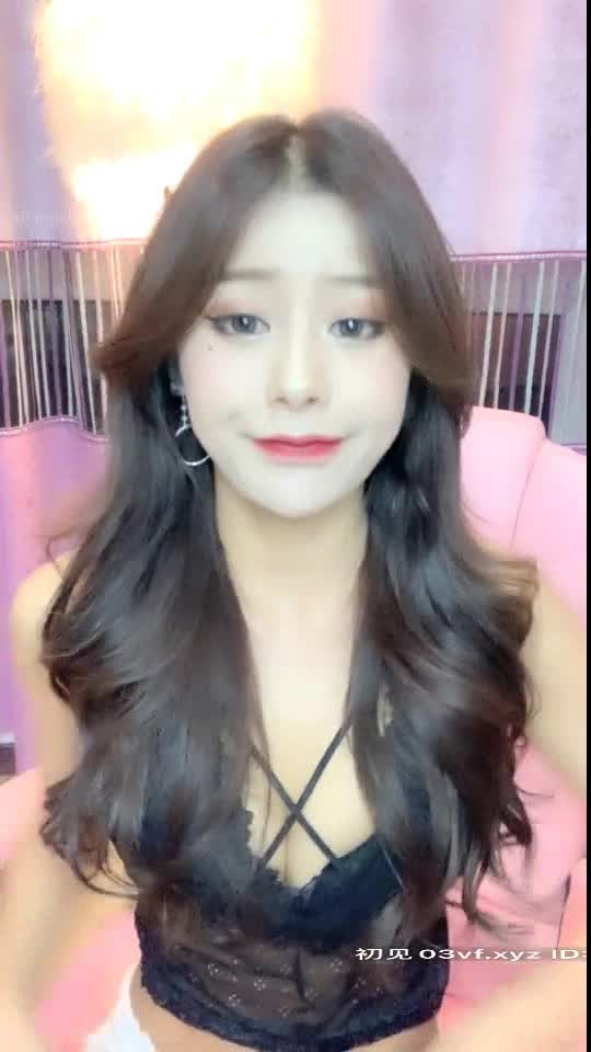 极品颜值与身材绿播女神下海【雪妮维雅妮】直播合集【55V】 (30)