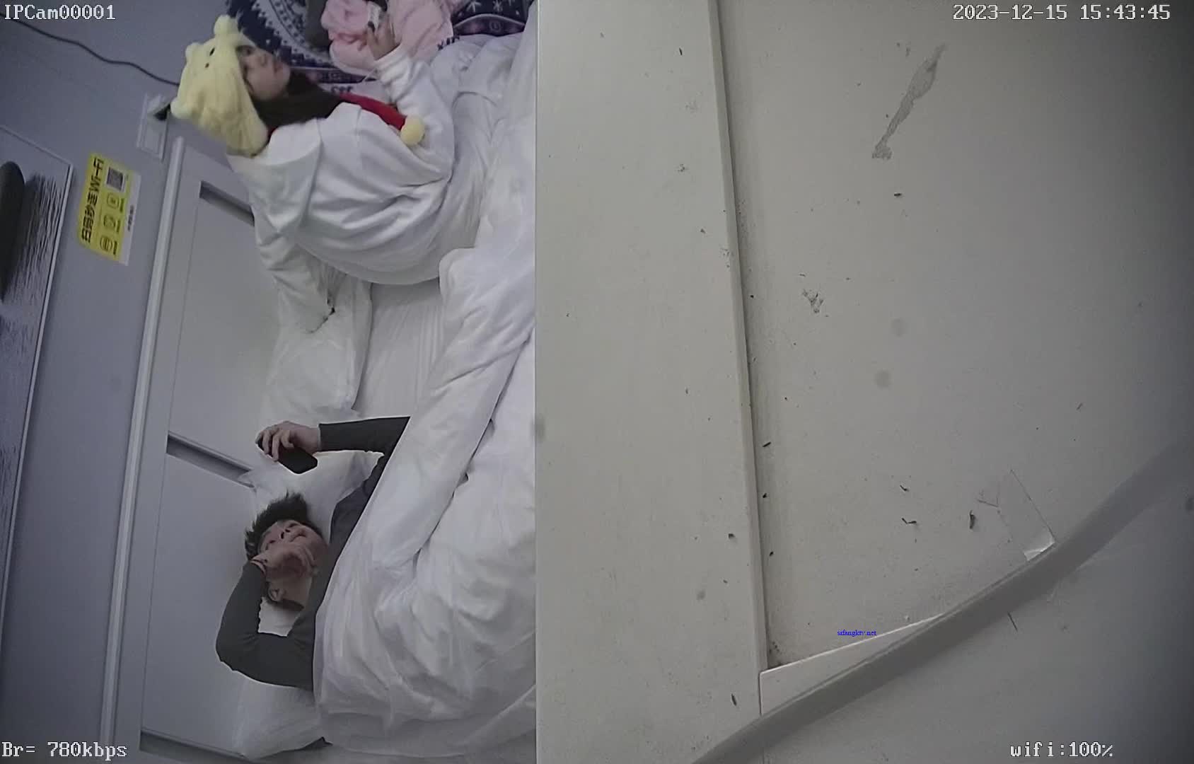 最新酒店偷拍！少妇偷情啪啪 情趣衣服 SM皮鞭增加情趣 【100v】 (105)