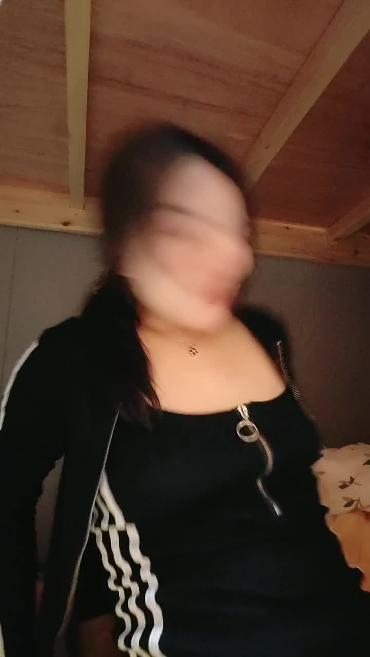 【集体宿舍撩骚】P2集体宿舍里被阿姨包围了12月16-21【21V】 (19)