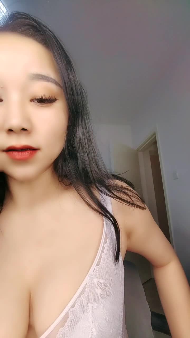 【吞精兽】巨臀超美御姐天天被疯狂后入 抖臀自慰！【10v】 (8)