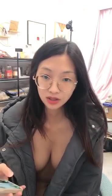 【跳跳蛇】超美巨乳身材绝品大尺度御姐~骚到被摄影师抓奶【42V】 (38)