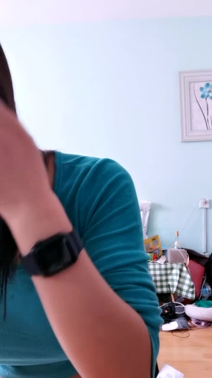 【乘务员妹妹】G奶学妹天然美乳~黑牛狂震~强震骚逼~爽到出白浆【87V】 (56)