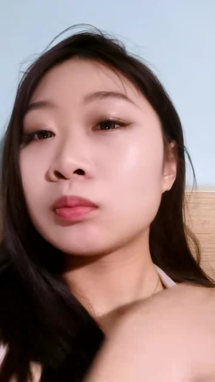 【乘务员妹妹】G奶学妹天然美乳~黑牛狂震~强震骚逼~爽到出白浆【87V】 (32)