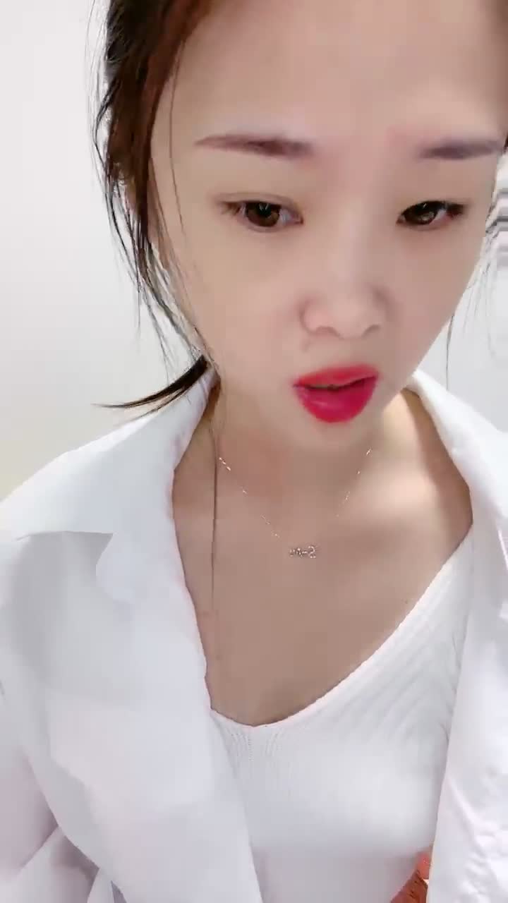 【小可爱在广州】自慰~洞洞好小~秒射【18V】 (13)