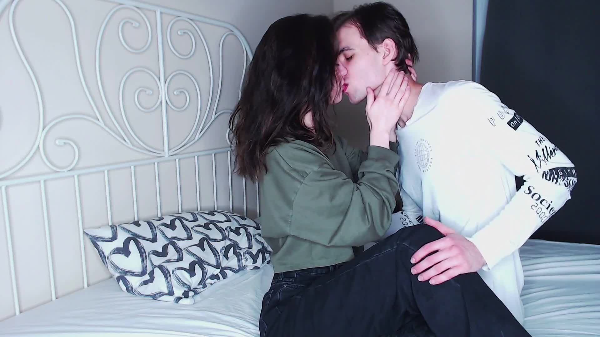 Don't Let Me Go (ph6064d930c863e)