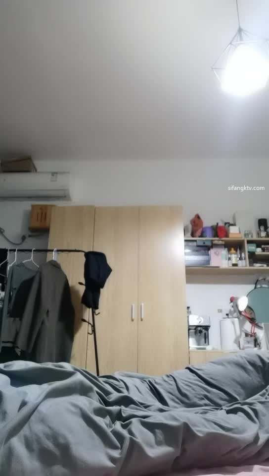 【乘务员妹妹】G奶学妹天然美乳~黑牛狂震~强震骚逼~爽到出白浆【87V】 (10)