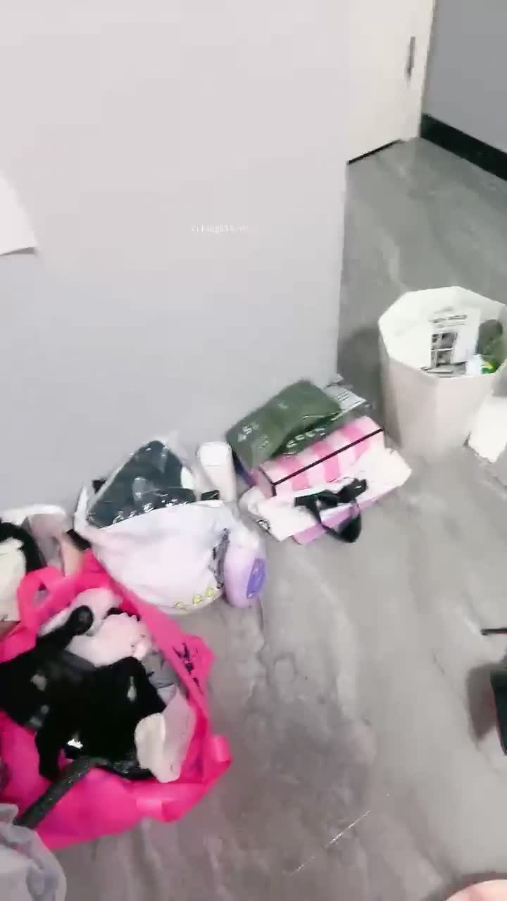 【西塔】首次协闺蜜下海~极致诱惑~道具自慰~狂插【19V】 (14)