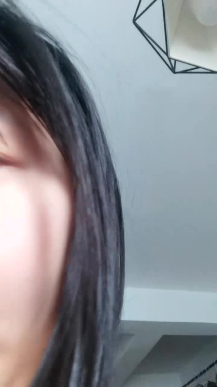 【乘务员妹妹】G奶学妹天然美乳~黑牛狂震~强震骚逼~爽到出白浆【87V】 (84)