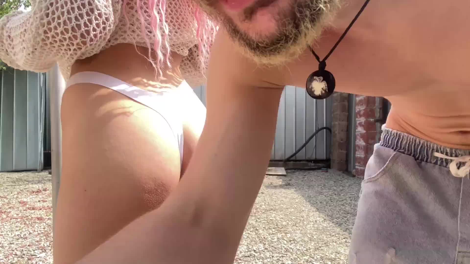 A FRIEND COMES OVER TO FUCK WHEN MY PARENTS ARE HOME (644a7bff8e527)