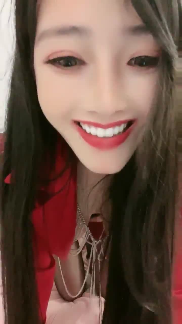 校花女神【奈美惠】极品女神~道具狂插~流白浆【13V】 (9)