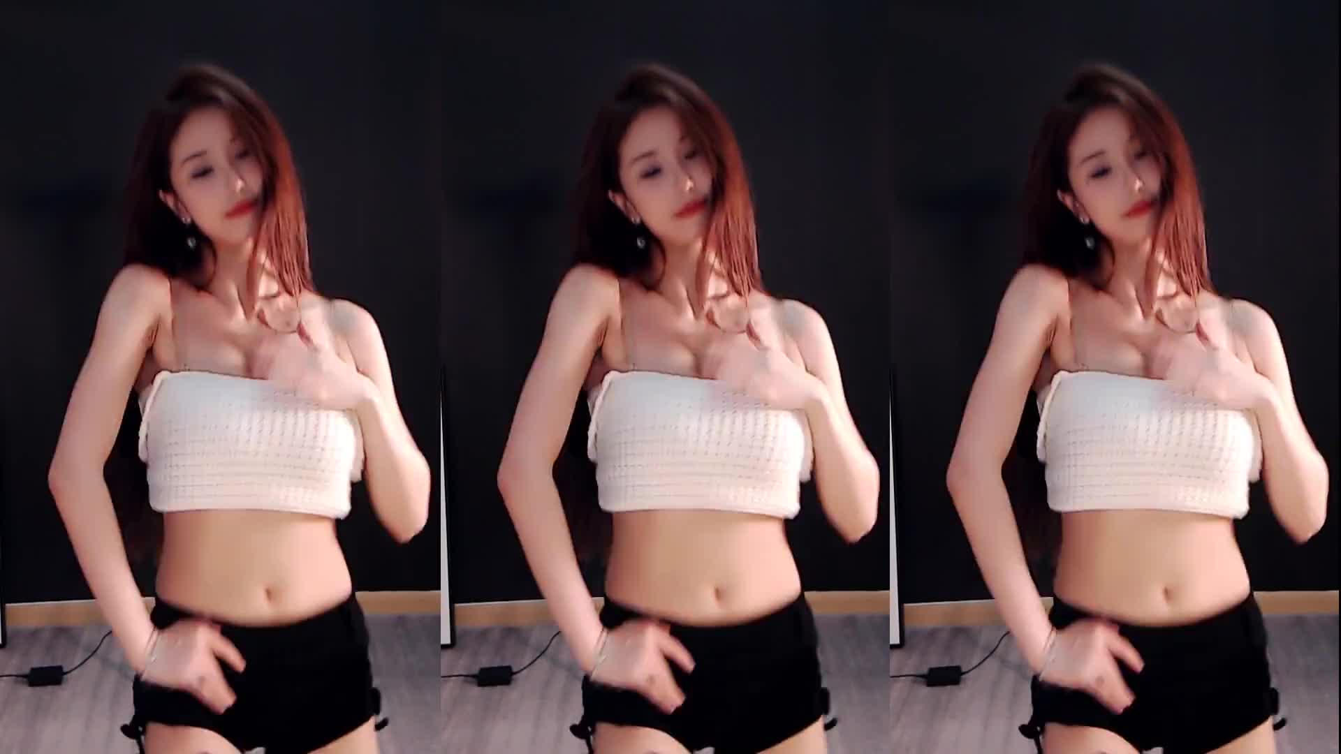 【Miu苏晓】23年7月8月热舞剪辑~火辣短裤~性感女仆【54V】 (2)