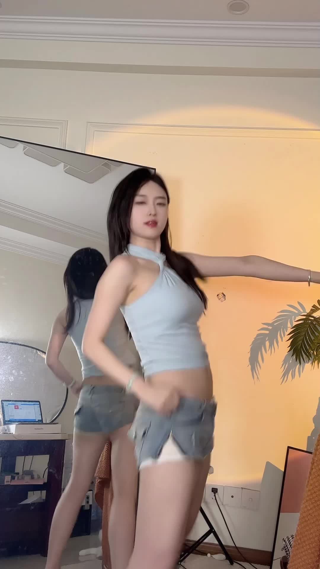 蒋大爷 口哨战车 怒击摇 利三秒 巴拉豆 DADDY 加特林 哈喽摩托