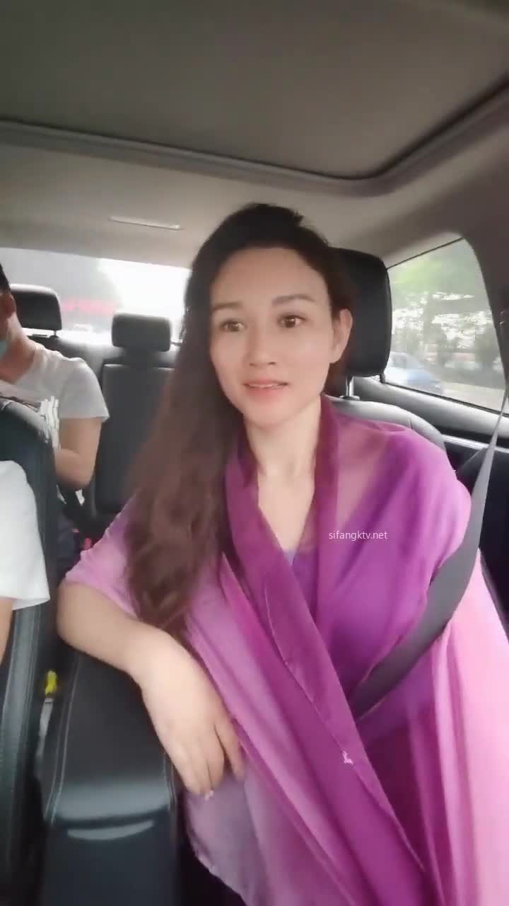 【不知天地为何物】G奶滴滴车司姬~真空跳蛋~沟搭乘客【46V】 (4)