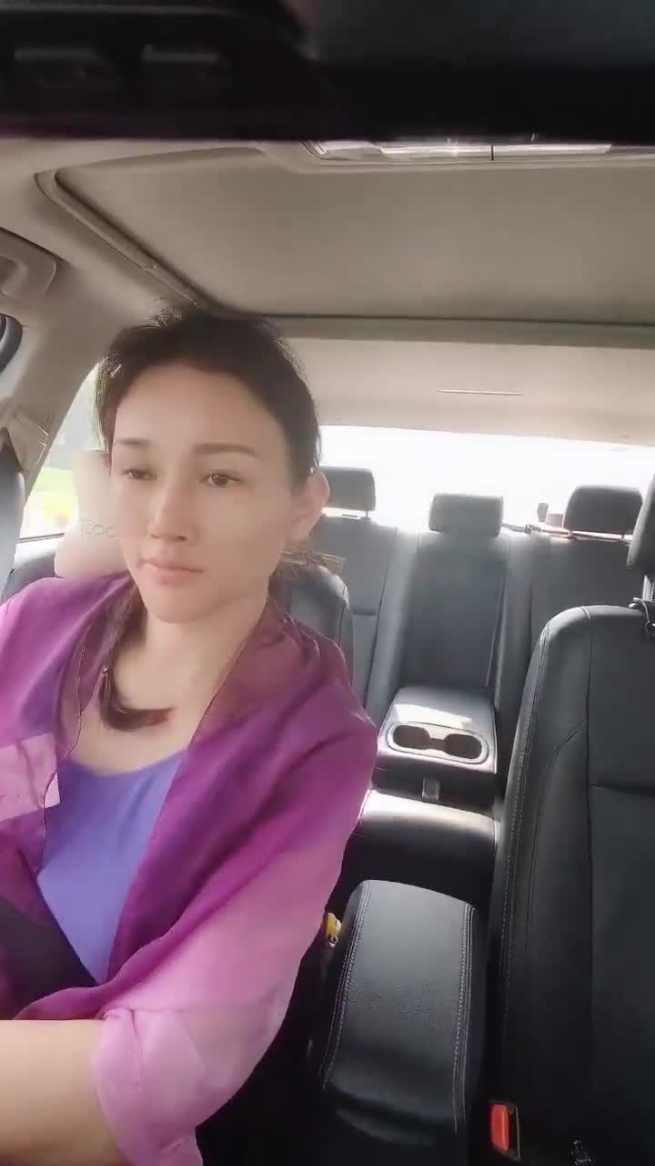 【不知天地为何物】G奶滴滴车司姬~真空跳蛋~沟搭乘客【46V】 (3)