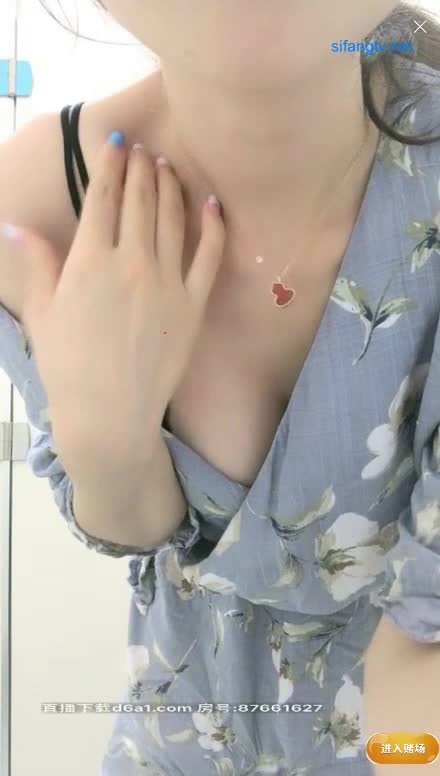 【九秋之菊】白天上班厕所抠逼喷水 晚上脱光自慰【60v】 (31)