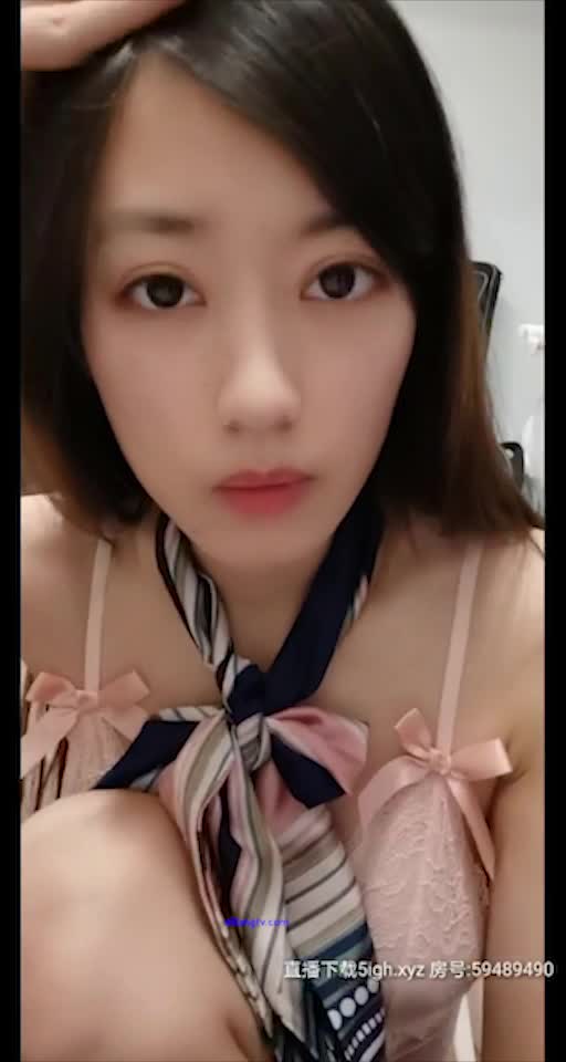 【蜜桃睡不醒（南京超模）】美乳浪穴 自慰喷水撩骚 绝版收藏【25V】 (24)