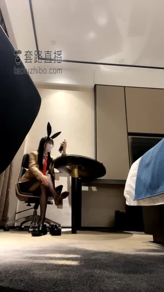 cos麻衣学姐驯服追求者阿月