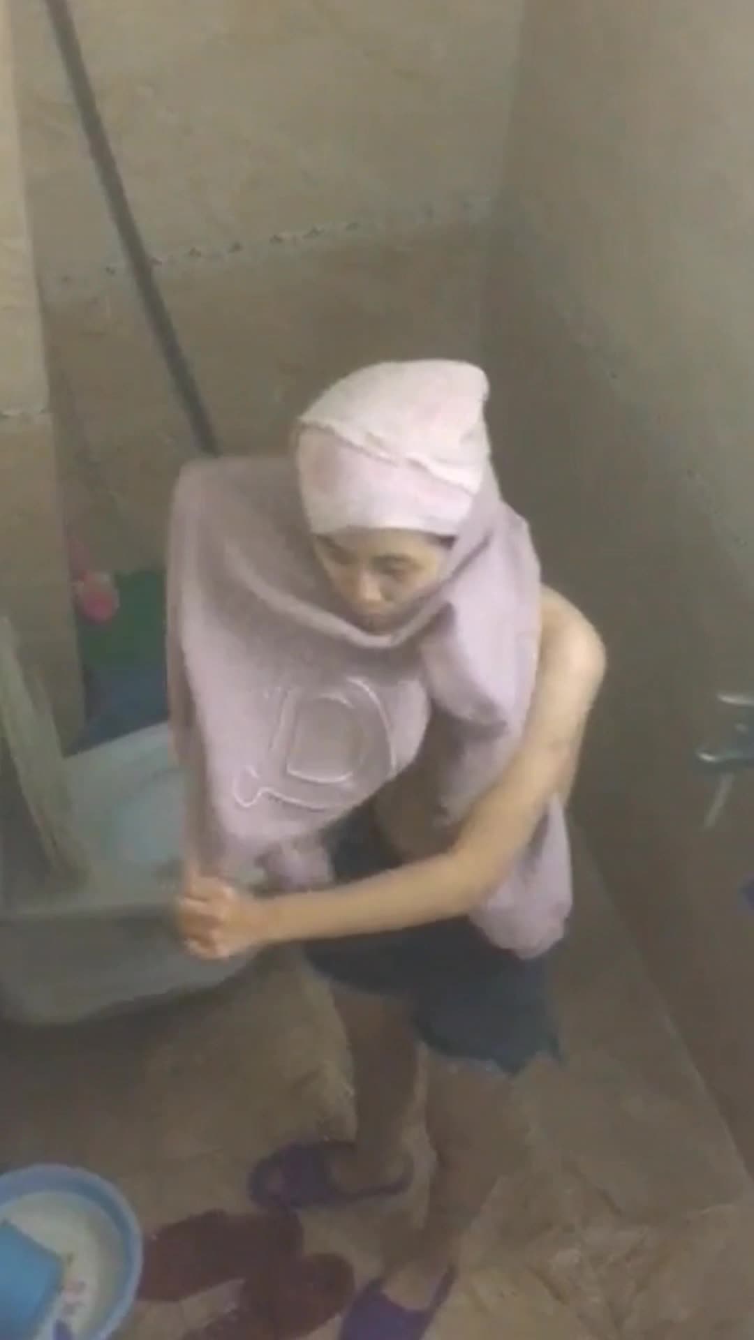 合租的极品身材室友们