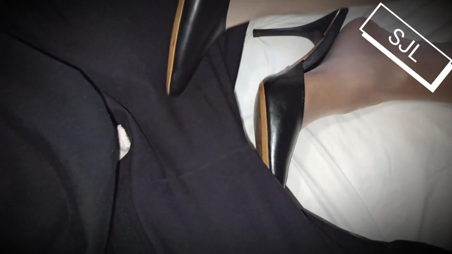 Shoejob With Cum From Stepsister (ph61b908f3ca35d)