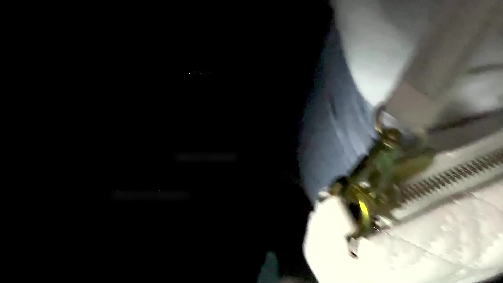 公车翘臀配合尤物留米青液