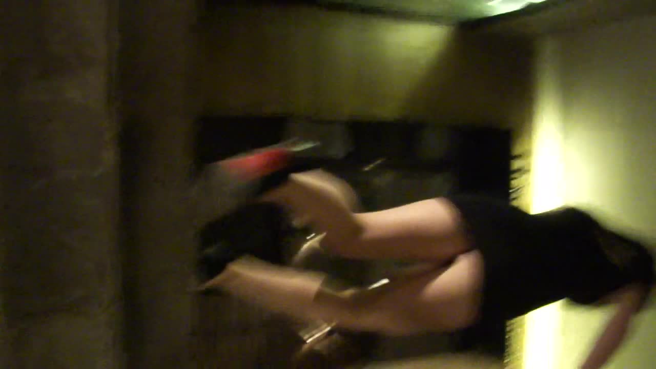 罕见无内街拍(6)