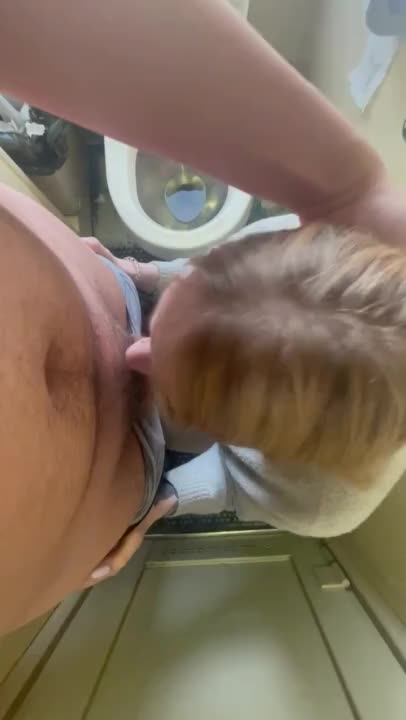 0166 - Cum on mouth sex on the train (ph626b5fde91e7d)